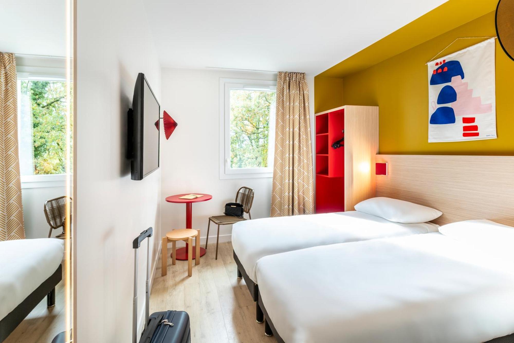 Ibis Styles Prevessin Geneve Aeroport Hotel Bagian luar foto