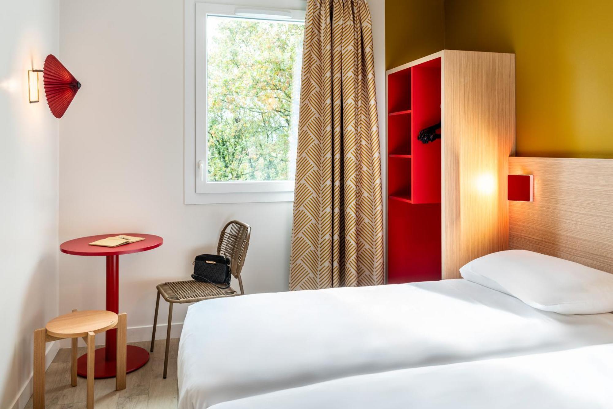 Ibis Styles Prevessin Geneve Aeroport Hotel Bagian luar foto