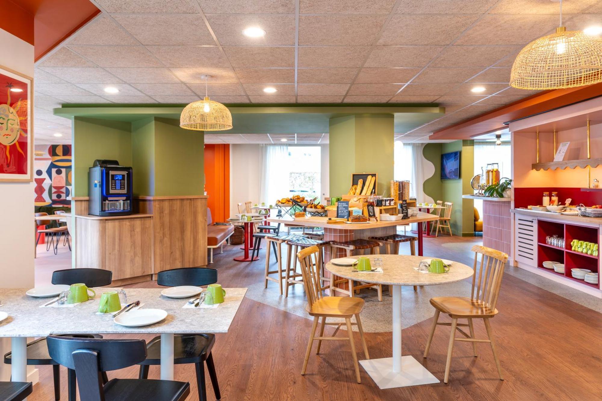 Ibis Styles Prevessin Geneve Aeroport Hotel Bagian luar foto