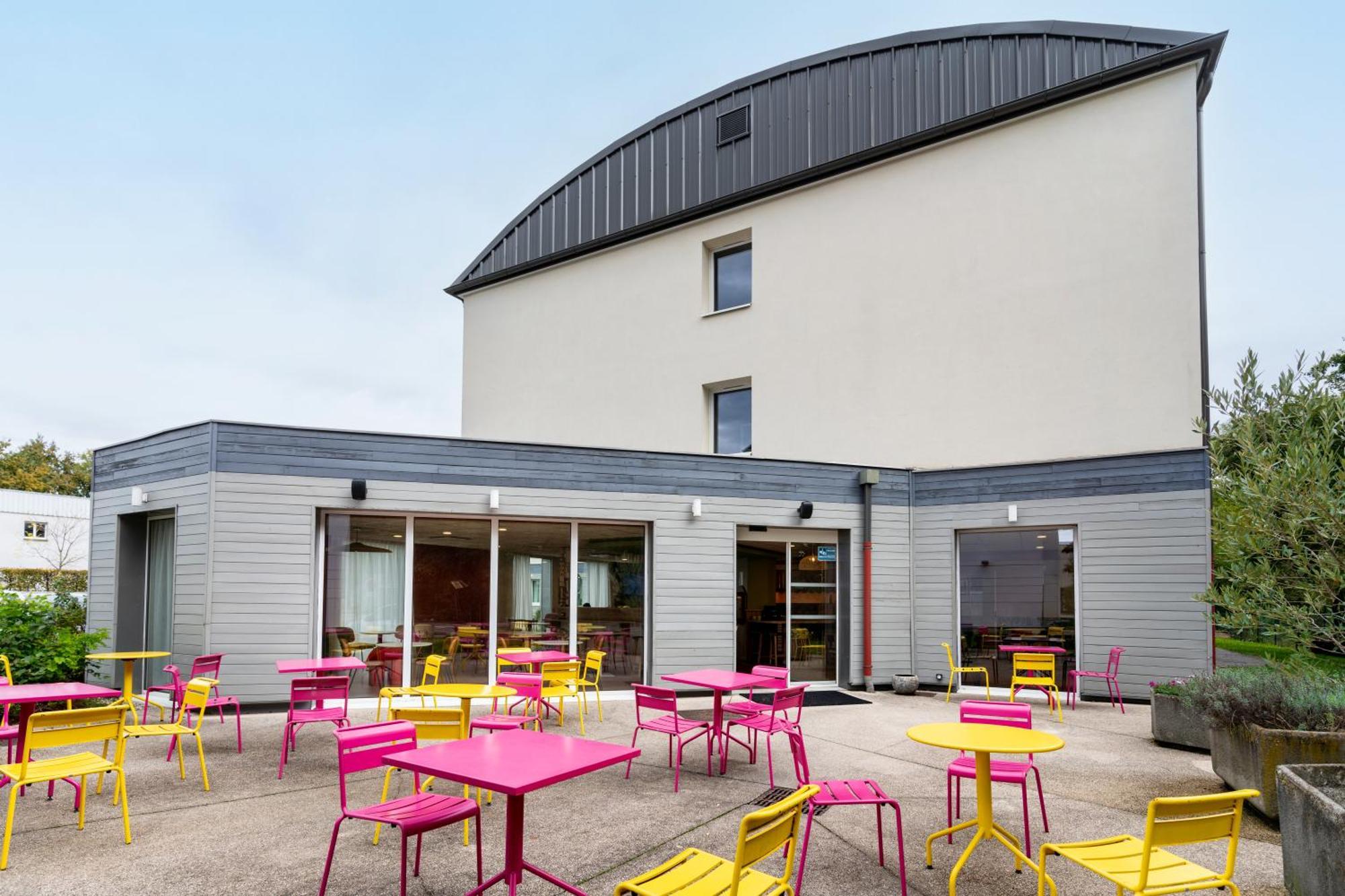 Ibis Styles Prevessin Geneve Aeroport Hotel Bagian luar foto