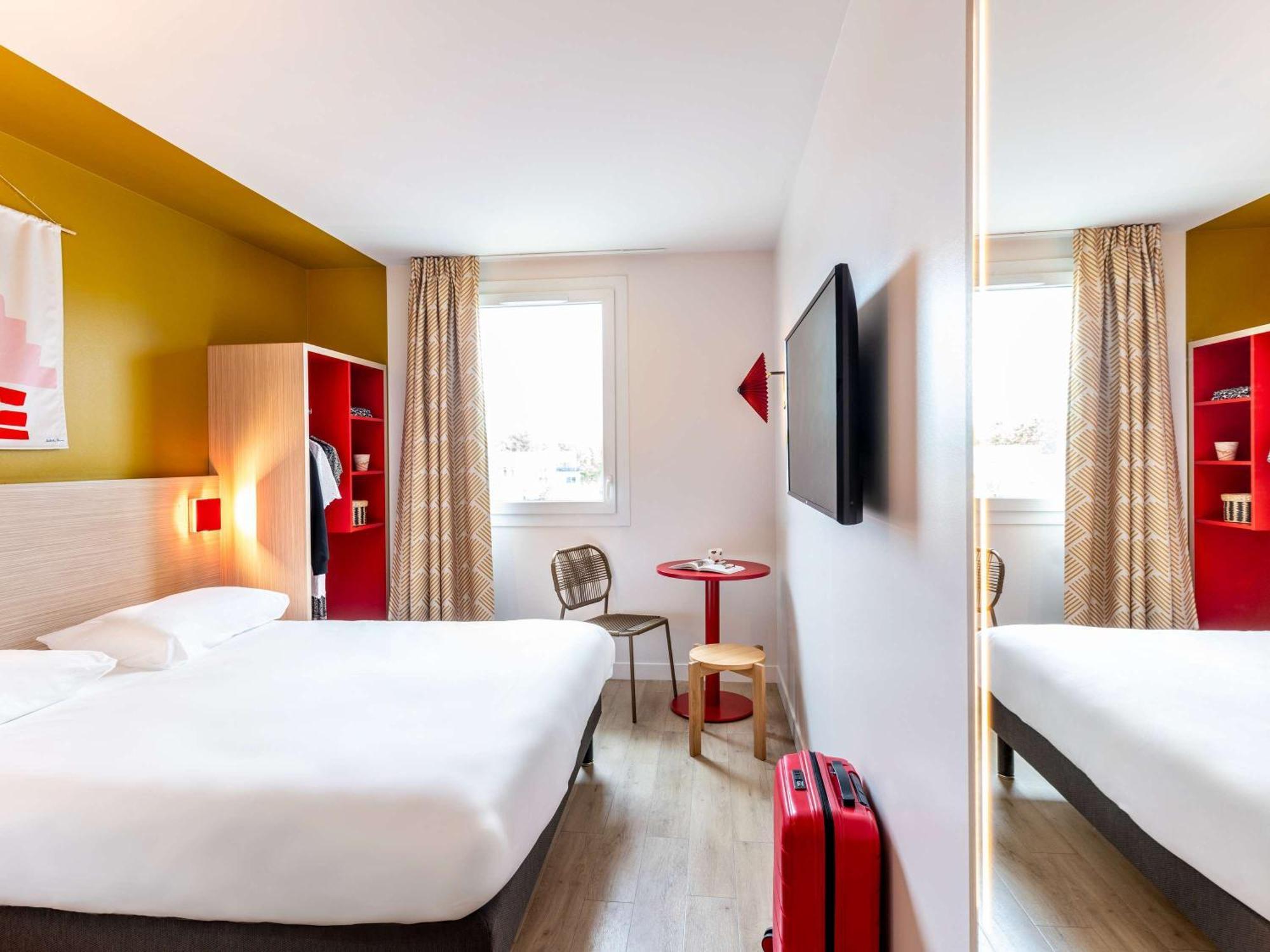 Ibis Styles Prevessin Geneve Aeroport Hotel Bagian luar foto