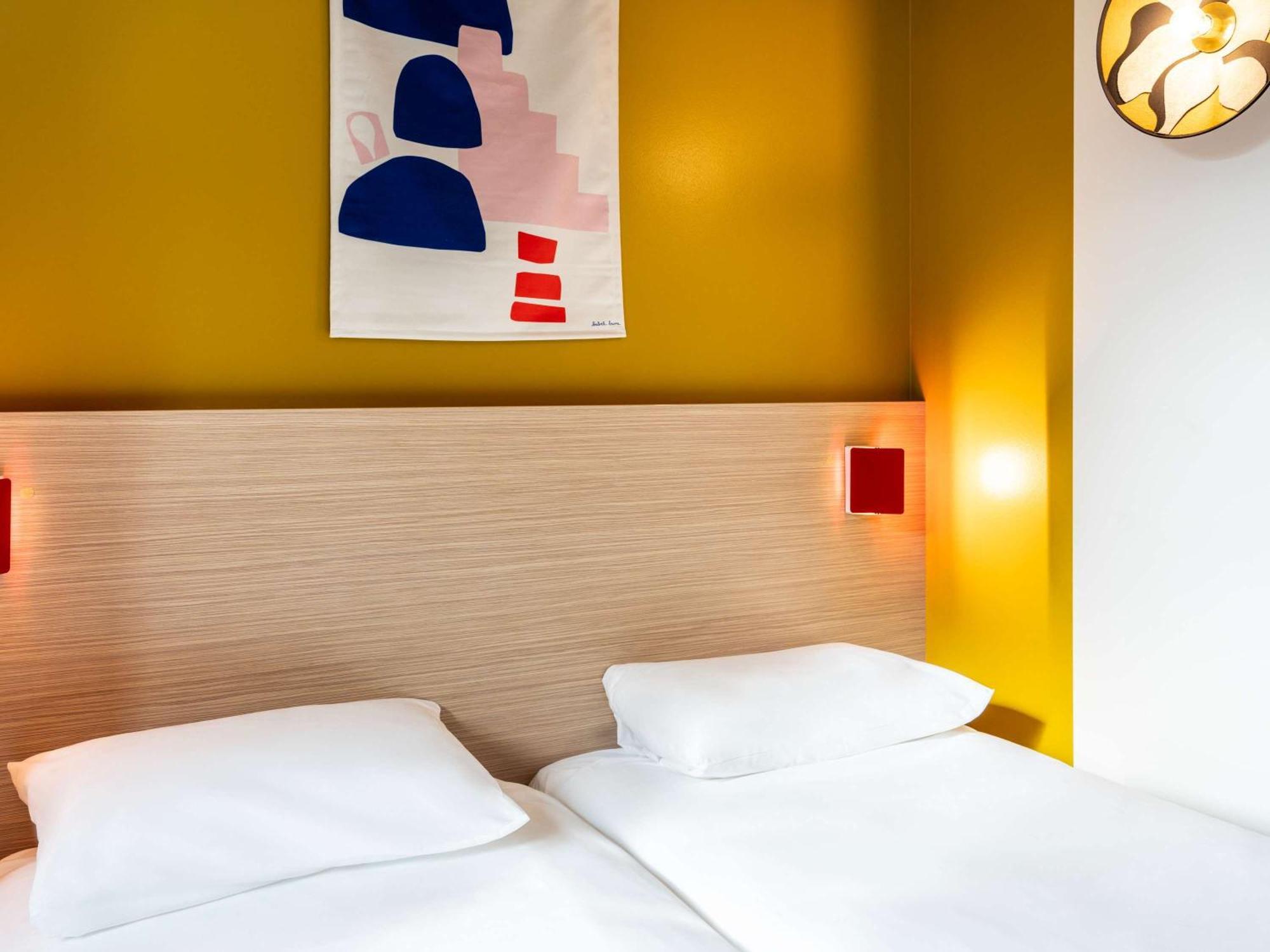 Ibis Styles Prevessin Geneve Aeroport Hotel Bagian luar foto