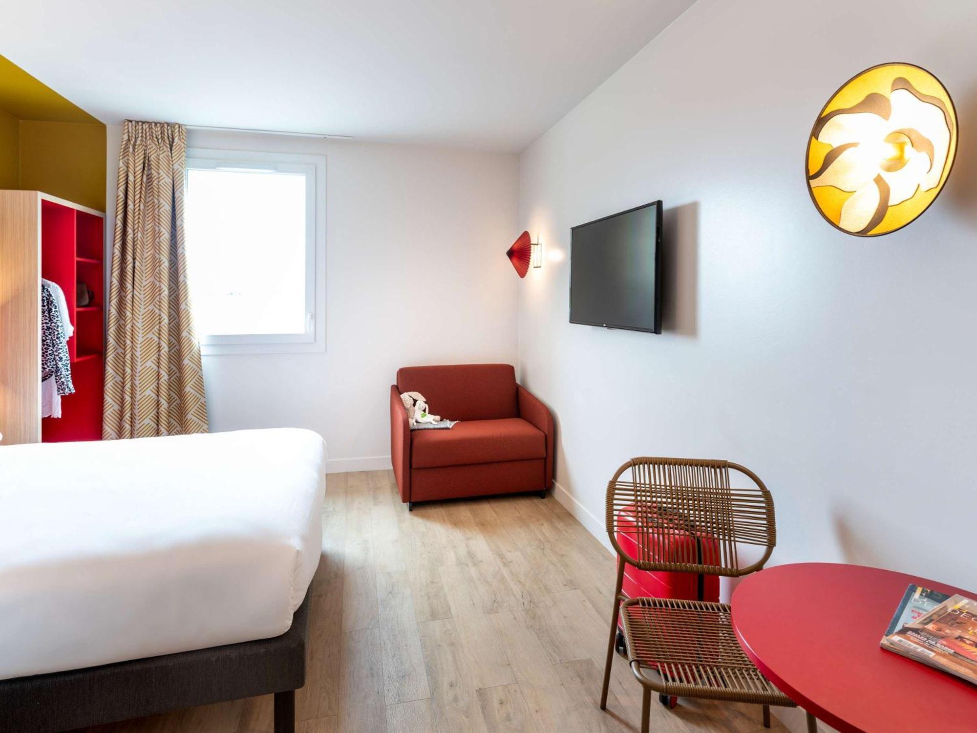 Ibis Styles Prevessin Geneve Aeroport Hotel Bagian luar foto
